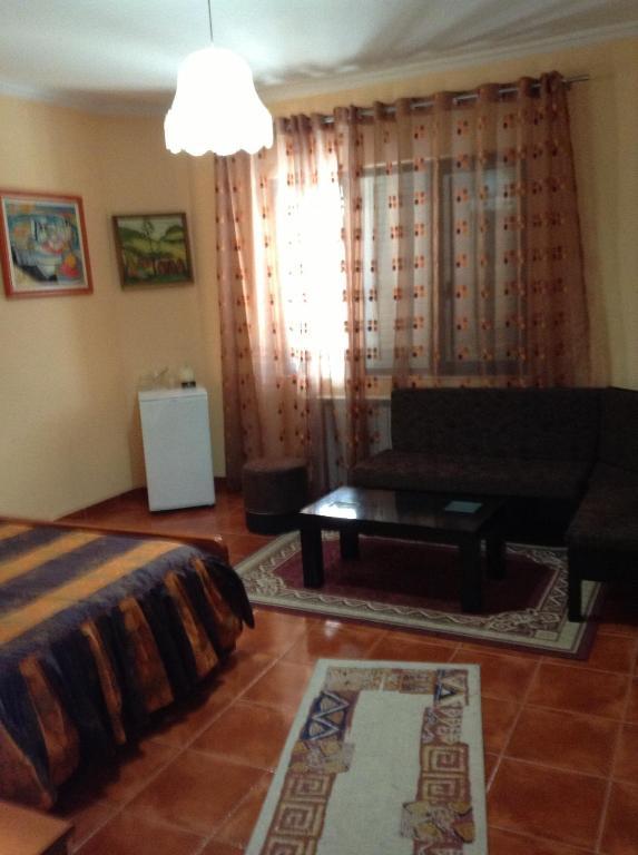 Art Hotel Nirvana Tirana Quarto foto