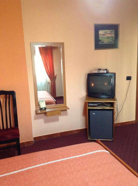 Art Hotel Nirvana Tirana Quarto foto