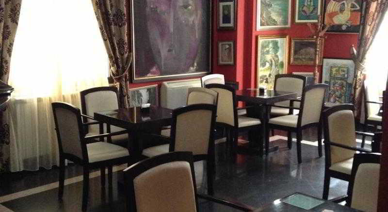 Art Hotel Nirvana Tirana Restaurante foto